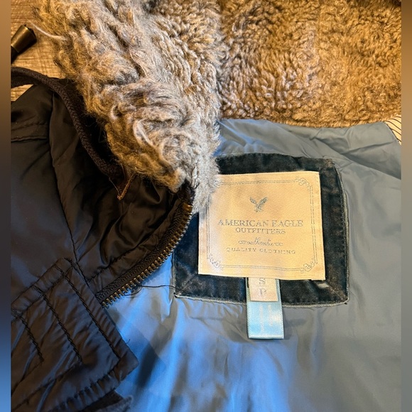 American eagle outfitters puffer black jacket size s small petite - Picture 3 of 5